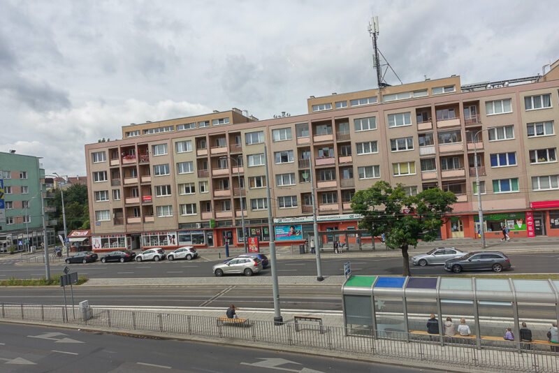 Pl. Rodła 2 pokoje 34,5 m2 po remoncie, II p.