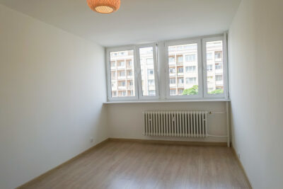 Pl. Rodła 2 pokoje 34,5 m2 po remoncie, II p.
