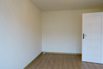 Pl. Rodła 2 pokoje 34,5 m2 po remoncie, II p.