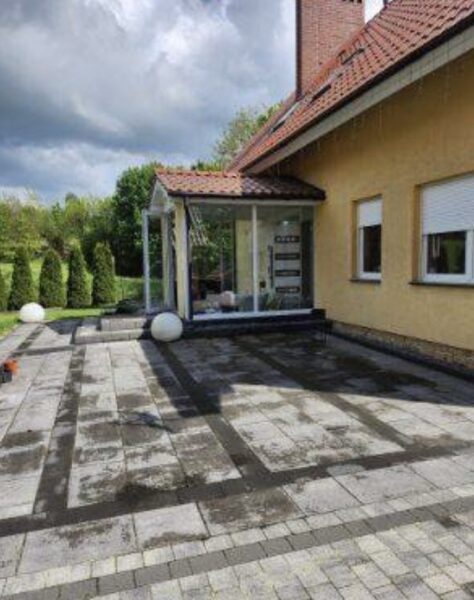 Posiadłość w sąsiedztwie lasu i jeziora- Moryń