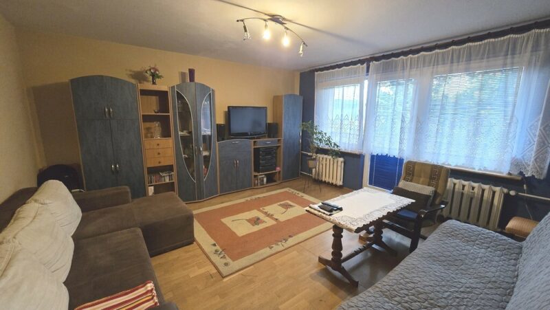 2 pokoje, balkon, parter-os. Słoneczne
