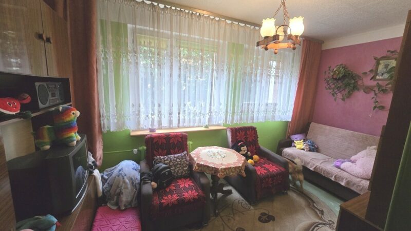2 pokoje, balkon, parter-os. Słoneczne