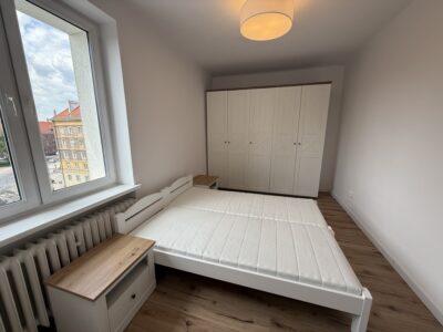 Mazowicka Centrum 2 pok 49m2 bdb standard, parking