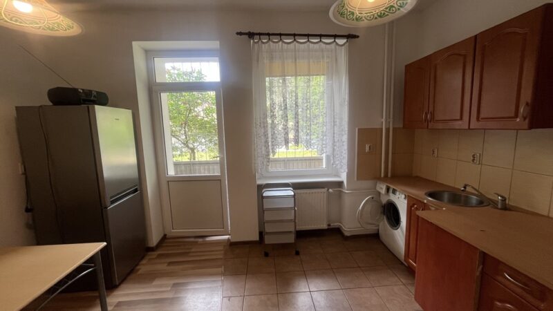 2 pok.rozkładowe , balkon -okolice Jasnych Błoni.