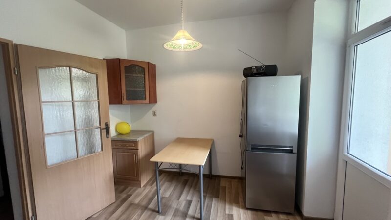 2 pok.rozkładowe , balkon -okolice Jasnych Błoni.