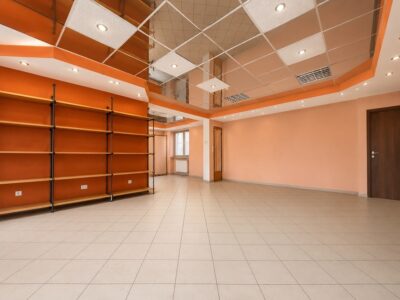 Kamienica w ścisłym centrum miasta -duży potencjał