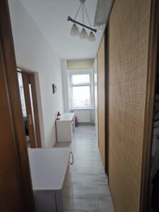 Duże 4 pokojowe mieszkanie-wysoki parter. 77,58m2