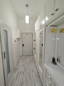 Duże 4 pokojowe mieszkanie-wysoki parter. 77,58m2