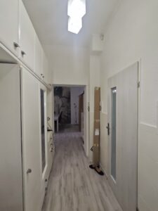 Duże 4 pokojowe mieszkanie-wysoki parter. 77,58m2