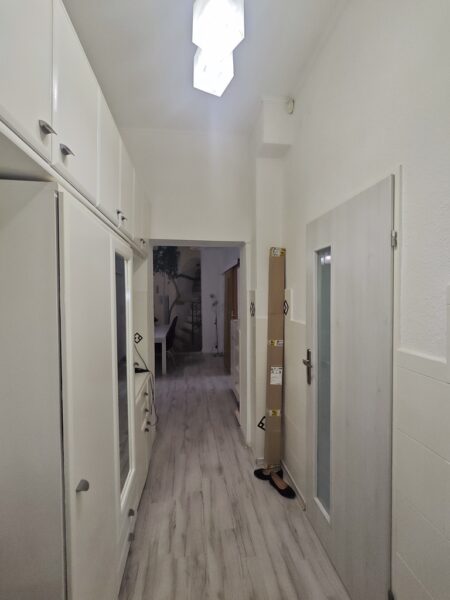Duże 4 pokojowe mieszkanie-wysoki parter. 77,58m2