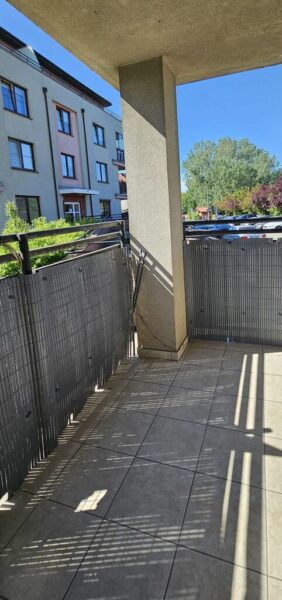 Dwa pokoje na wynajem, wysoki parter