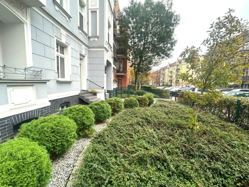 Wyremontowany lokal z wejściem z ulicy