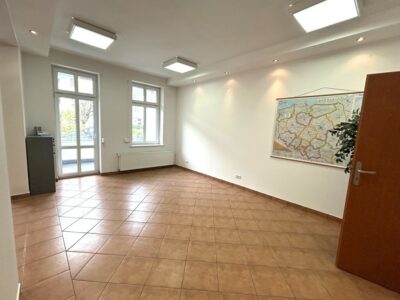 Wyremontowany lokal z wejściem z ulicy