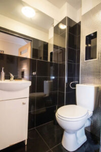 Wyjątkowe, 2-poziomowe mieszkanie z balkonem.