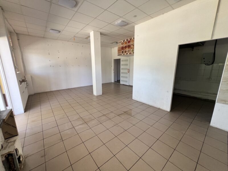 Oś. Słoneczne lokal 70 m2 Gastronomia i inne