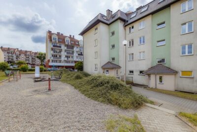 3 pokoje z balkonem i miejsce parkingowe w cenie