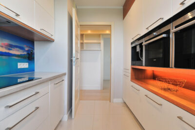 Blisko parku apartament z balkonem oraz garażem