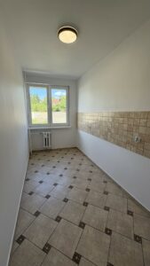 Spółdz. wł. 2pok, 1p, piwnica (po odświeżeniu)