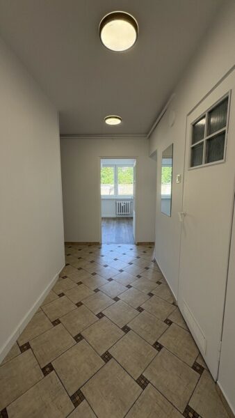 Spółdz. wł. 2pok, 1p, piwnica (po odświeżeniu)