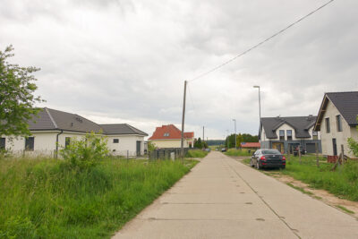 Dobra działka budowlana 783 m2, media