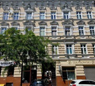 Lokal z witrynami przy ulicy Jagiellońskiej!!!