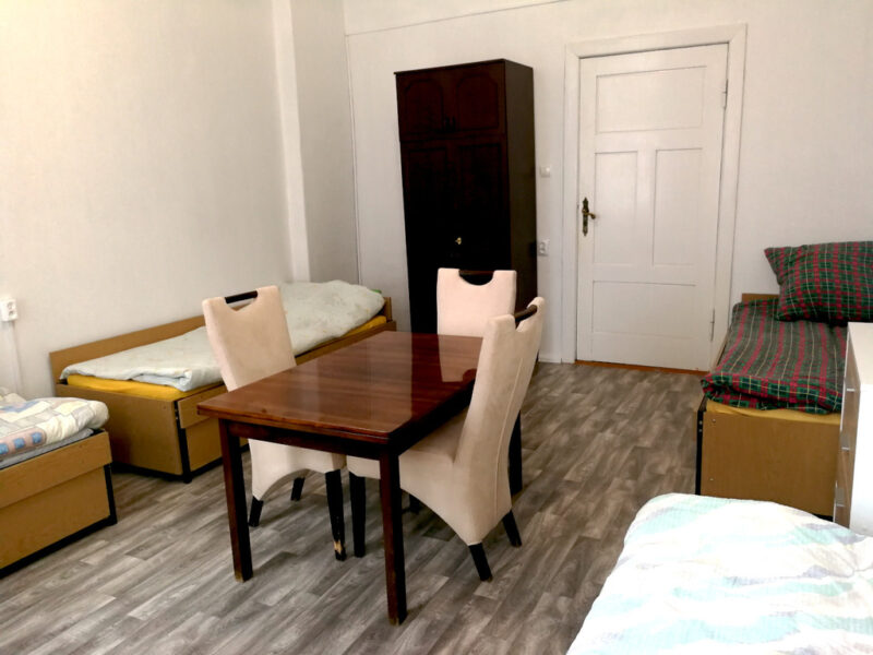 Mieszkanie 3-4 pokoje, balkon, centrum