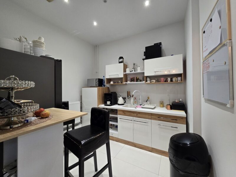 Lokal na sprzedaż – 83 m² | Parter | Centrum
