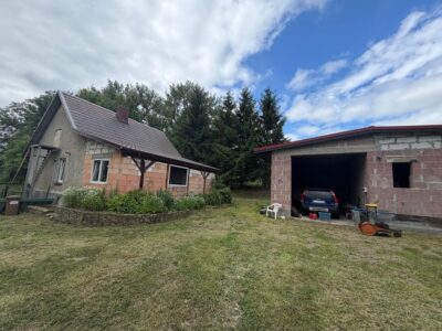Dom na wsi bez sąsiadów | Działka 2803 m² Brzezin