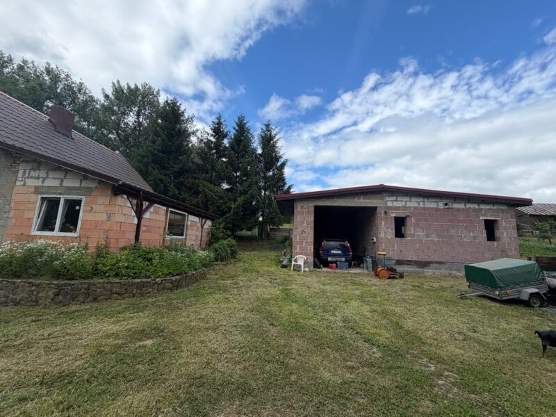 Dom na wsi bez sąsiadów | Działka 2803 m² Brzezin