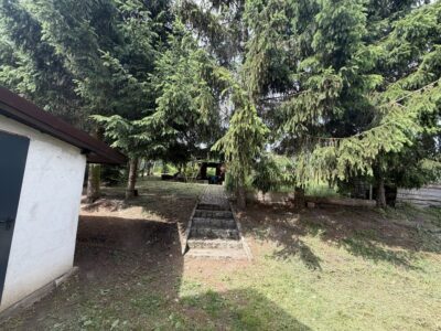 Dom na wsi bez sąsiadów | Działka 2803 m² Brzezin