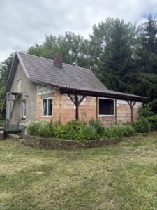 Dom na wsi bez sąsiadów | Działka 2803 m² Brzezin