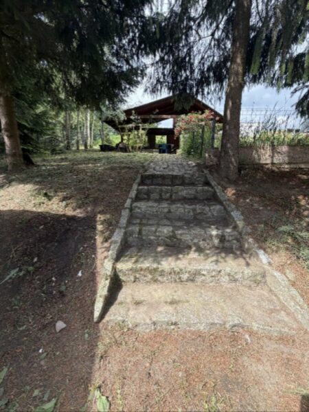 Dom na wsi bez sąsiadów | Działka 2803 m² Brzezin
