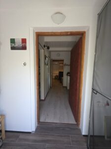 Super całoroczny domek. Piękna działka/ogród.