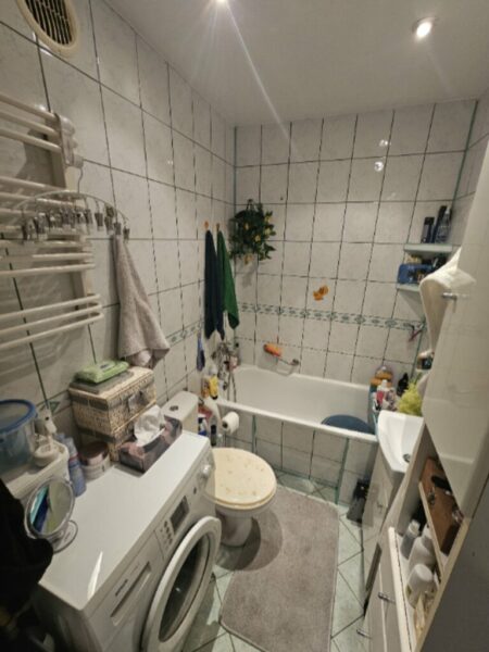 Kawalerka przy Uniwersytecie z balkonem !!!