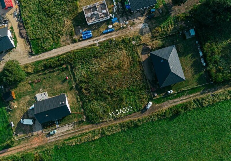 Rurzyca 1212m2,Decyzja w.z. prąd .wodociąg.
