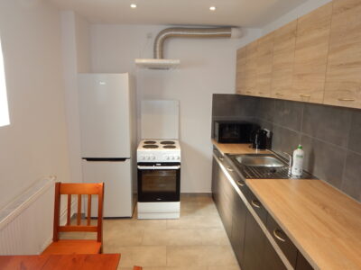 GOTOWIEC INWESTYCYJNY! Dom 250 m² | 11 pokoi