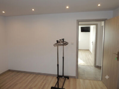 GOTOWIEC INWESTYCYJNY! Dom 250 m² | 11 pokoi