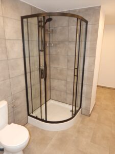 GOTOWIEC INWESTYCYJNY! Dom 250 m² | 11 pokoi
