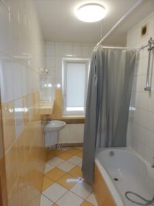 GOTOWIEC INWESTYCYJNY! Dom 250 m² | 11 pokoi