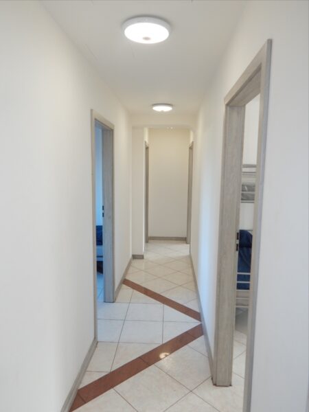 GOTOWIEC INWESTYCYJNY! Dom 250 m² | 11 pokoi