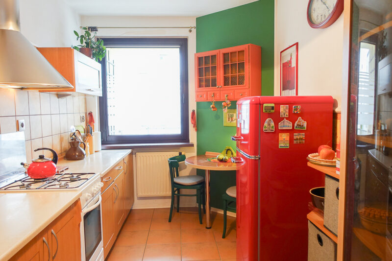 Pomorzany 2 pokoje 49,55 m2, III p. 2002 r. balkon