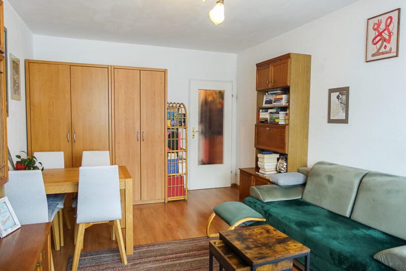 Pomorzany 2 pokoje 49,55 m2, III p. 2002 r. balkon