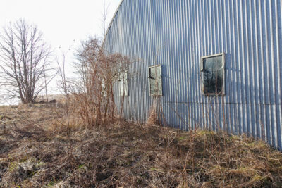 Hala 570 m2, działka 7129 m2, dostęp do wody
