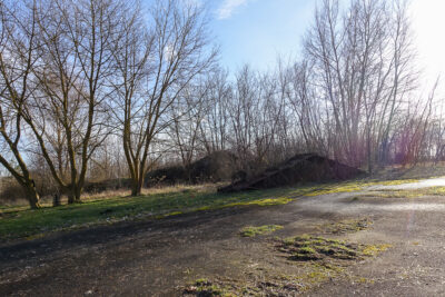 Hala 570 m2, działka 7129 m2, dostęp do wody