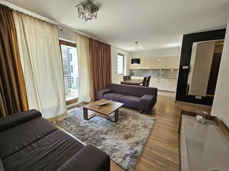 Apartament 3pok.,winda, garaż, balkon - Centrum