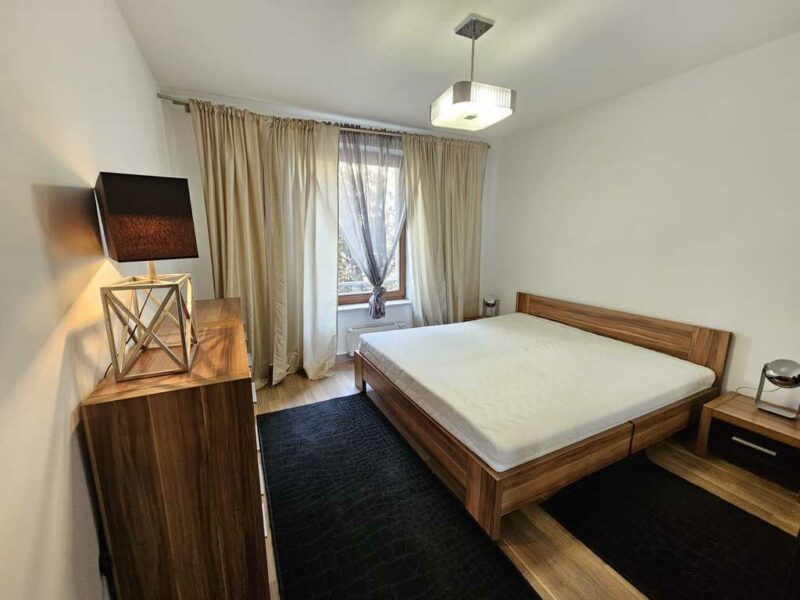 Apartament 3pok.,winda, garaż, balkon - Centrum