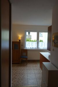 Warzymice 2 pokojowe, ogródek, umeblowane