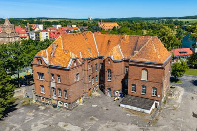 Budynek z XIX wieku | Centrum Chojny | Inwestycja
