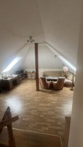 Dom w doskonałej lokalizacji w Dobrej .
