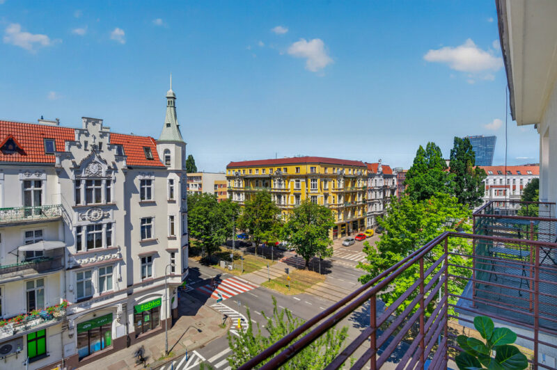 Przytulna kawalerka w centrum z balkonem!